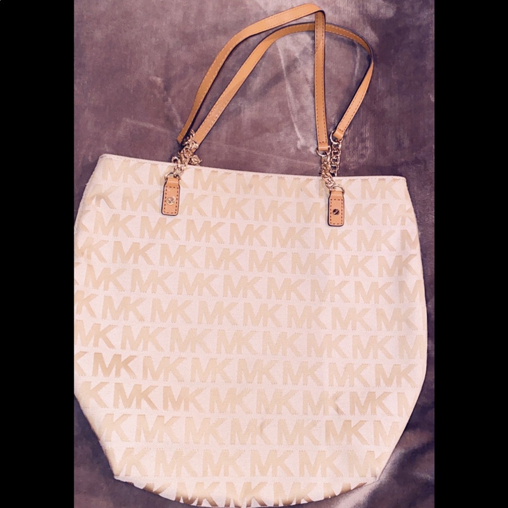 Michael kors bag/tote